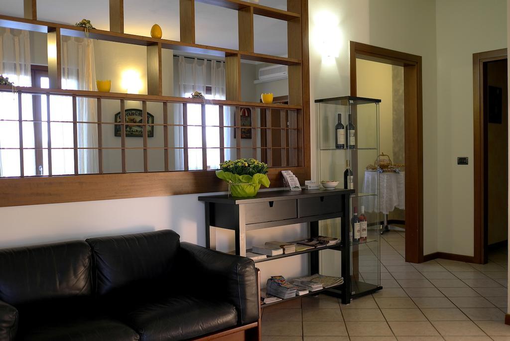 Relais Bb Pacengo Bed & Breakfast Лацизе Екстериор снимка