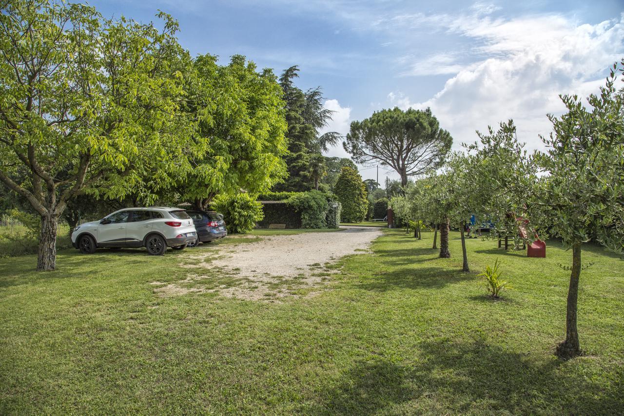 Relais Bb Pacengo Bed & Breakfast Лацизе Екстериор снимка